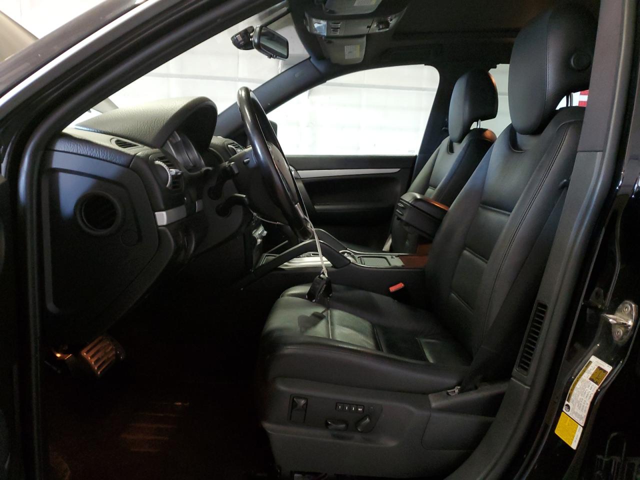 2010 Porsche Cayenne S VIN: WP1AB2AP1ALA51219 Lot: 86672135