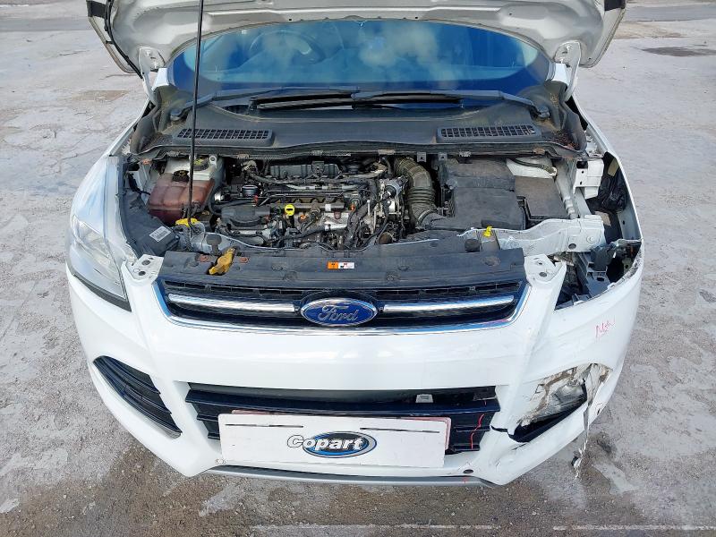 2016 FORD KUGA
