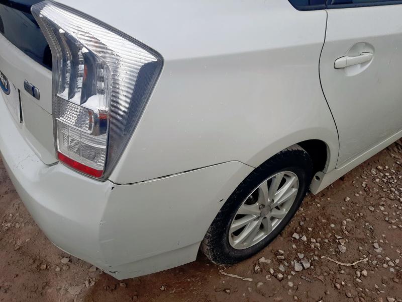 2011 TOYOTA PRIUS HYBRID 