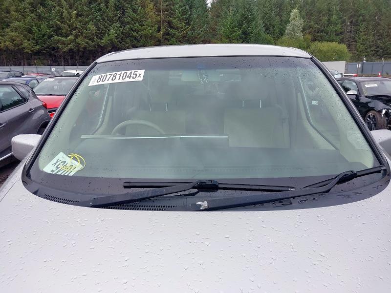 2004 NISSAN  