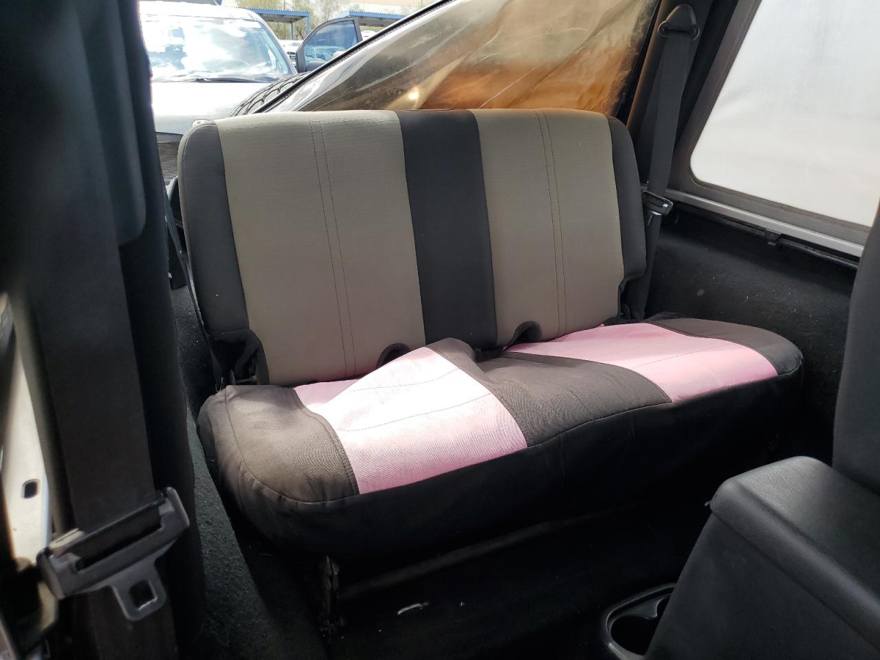 2004 Jeep Wrangler X VIN: 1J4FA39S04P739230 Lot: 84052405