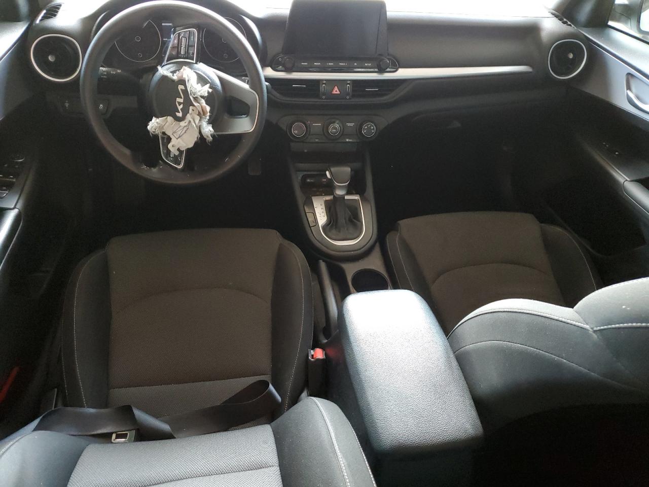 2024 Kia Forte Lx VIN: 3KPF24AD2RE736682 Lot: 81114375