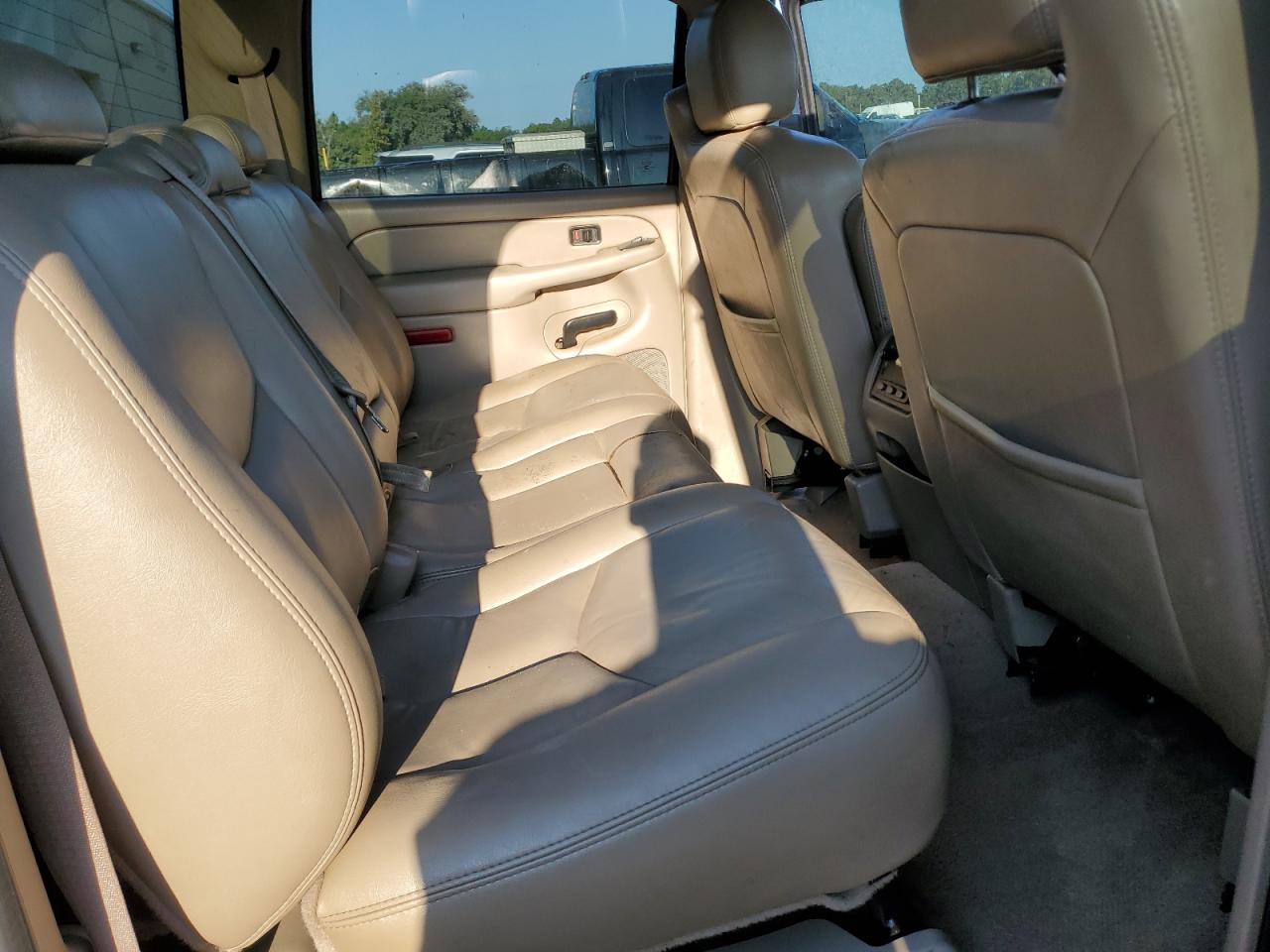 2005 GMC Sierra K2500 Heavy Duty VIN: 1GTHK23U05F805430 Lot: 81187625