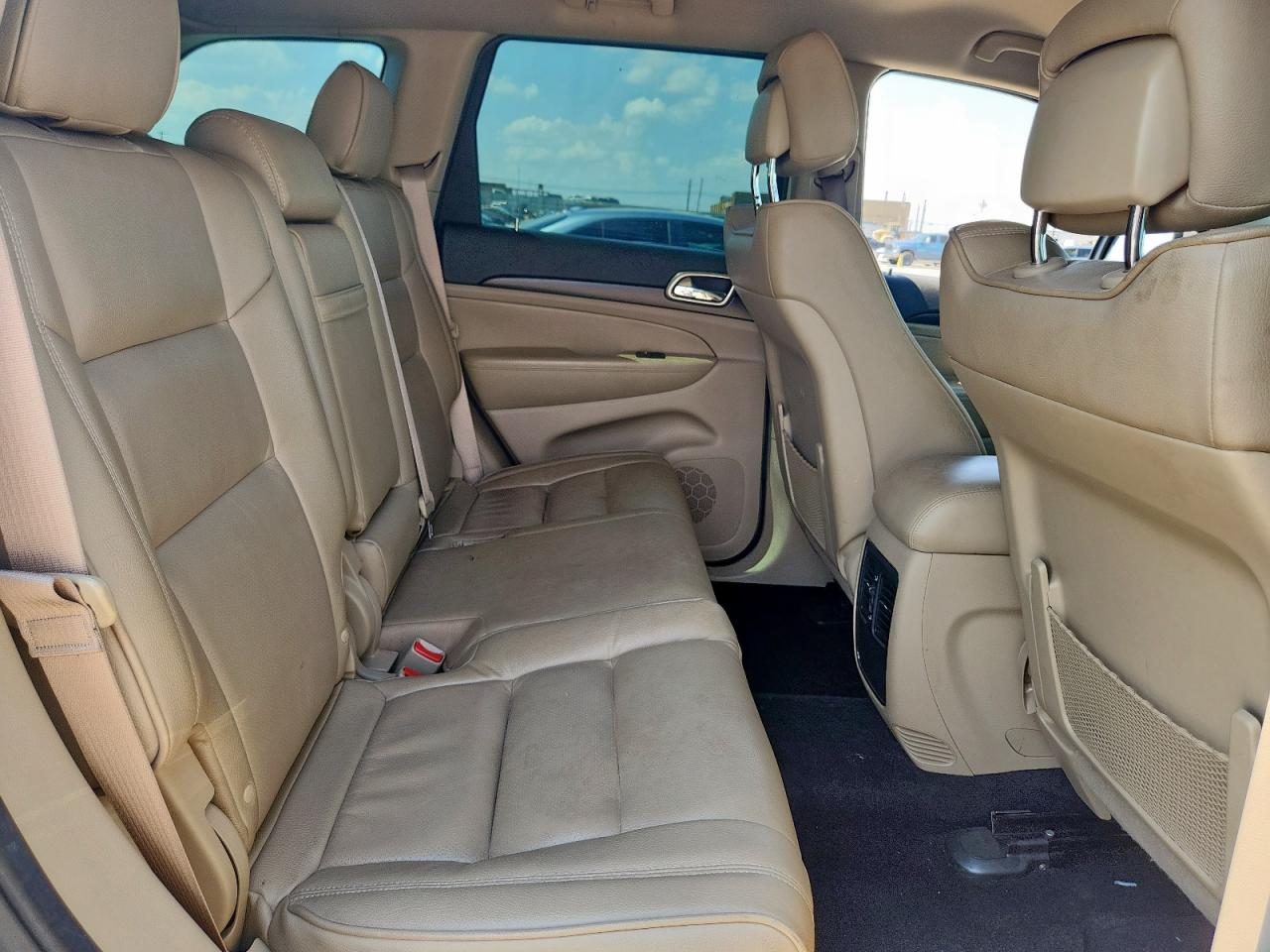 2014 Jeep Grand Cherokee Laredo VIN: 1C4RJEAG8EC386864 Lot: 80836585