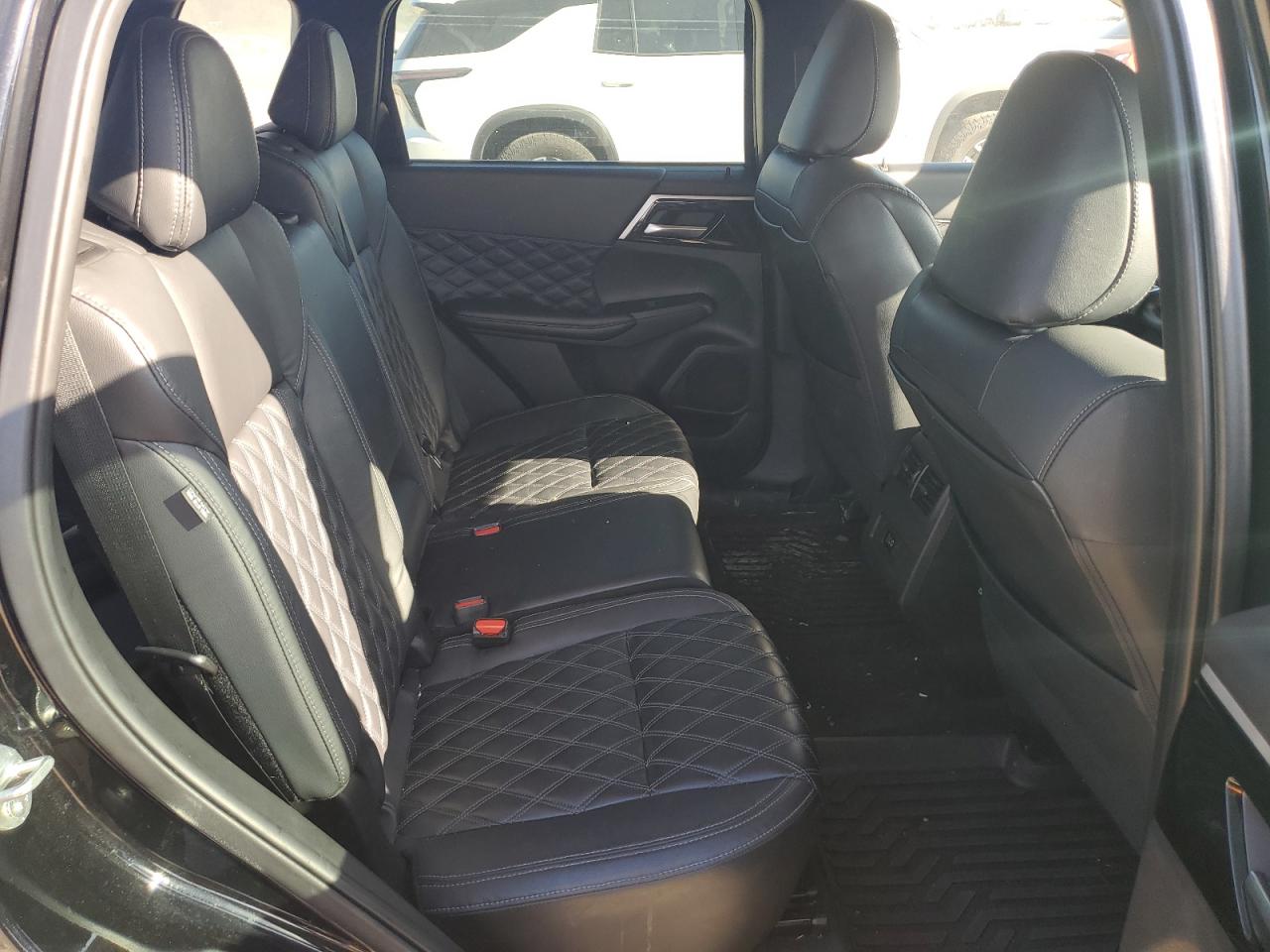 2022 Mitsubishi Outlander Sel VIN: JA4J4VA83NZ074665 Lot: 83813365