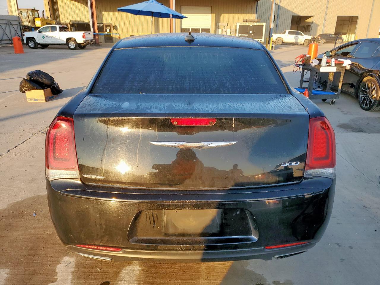 2018 Chrysler 300 Touring VIN: 2C3CCAAG6JH250172 Lot: 80281415