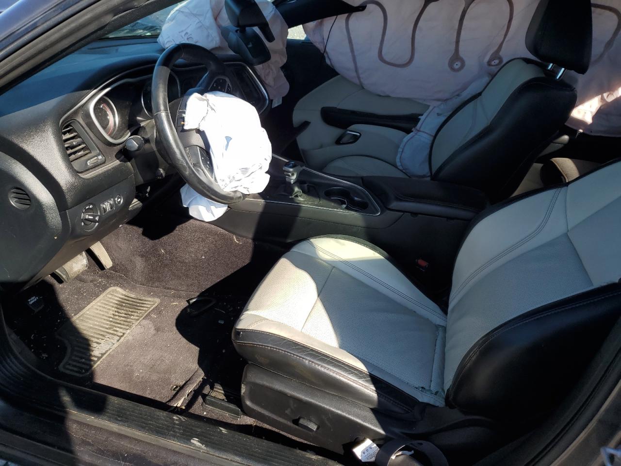 2018 Dodge Challenger Sxt VIN: 2C3CDZAG5JH227994 Lot: 81890355