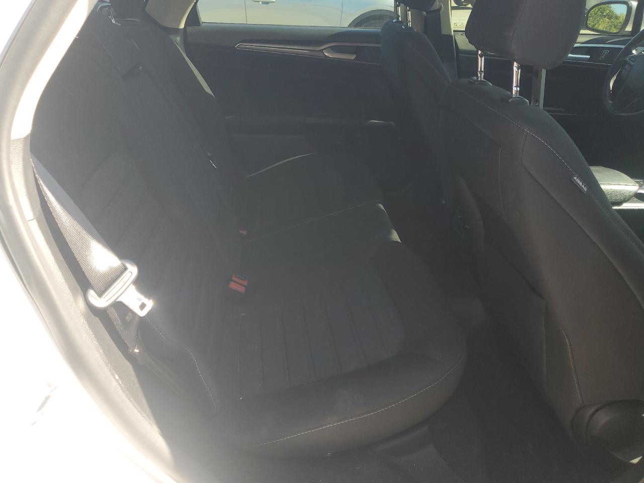 2020 Ford Fusion Se VIN: 3FA6P0HD8LR245653 Lot: 81803835