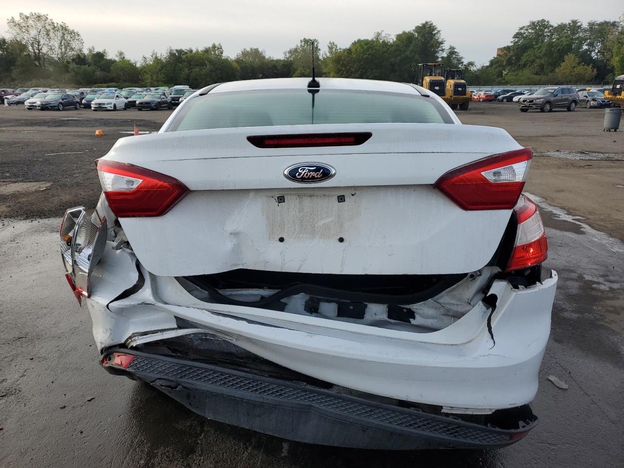 2012 Ford Focus Sel VIN: 1FAHP3H2XCL397702 Lot: 84756505