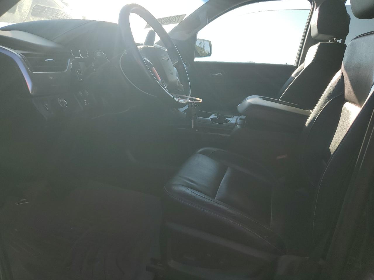 2019 Chevrolet Tahoe C1500 Lt VIN: 1GNSCBKC5KR359837 Lot: 72046255