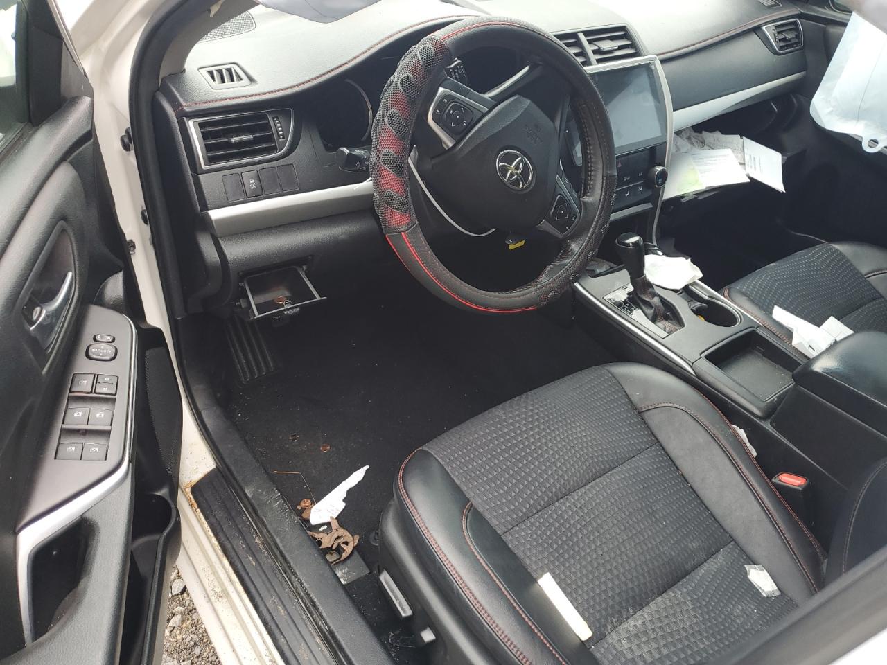 2015 Toyota Camry Le VIN: 4T1BF1FK6FU065809 Lot: 84863725