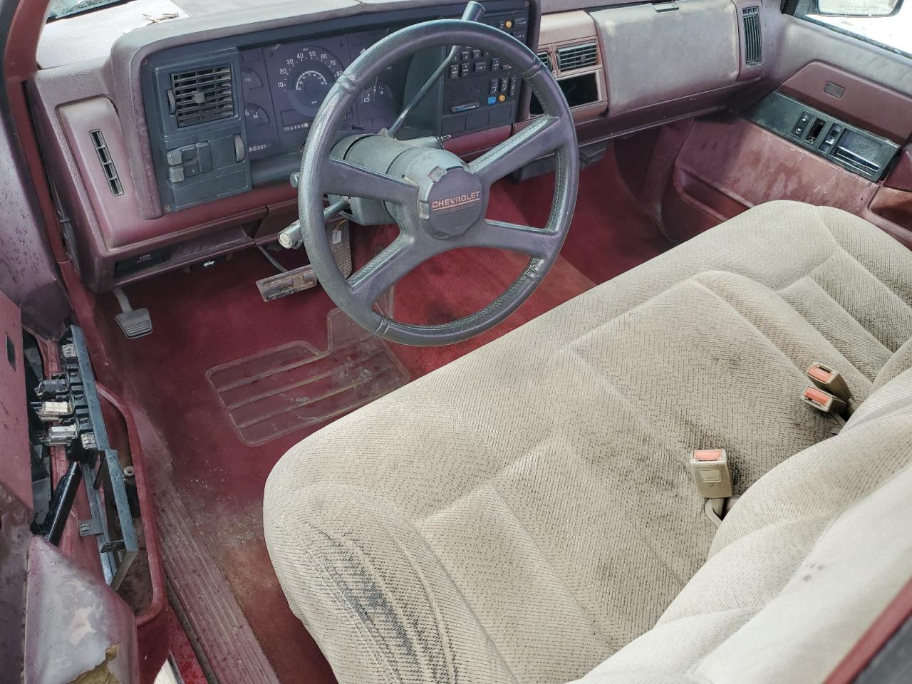 1988 Chevrolet Gmt-400 C1500 VIN: 1GCDC14Z5NE172543 Lot: 81080895