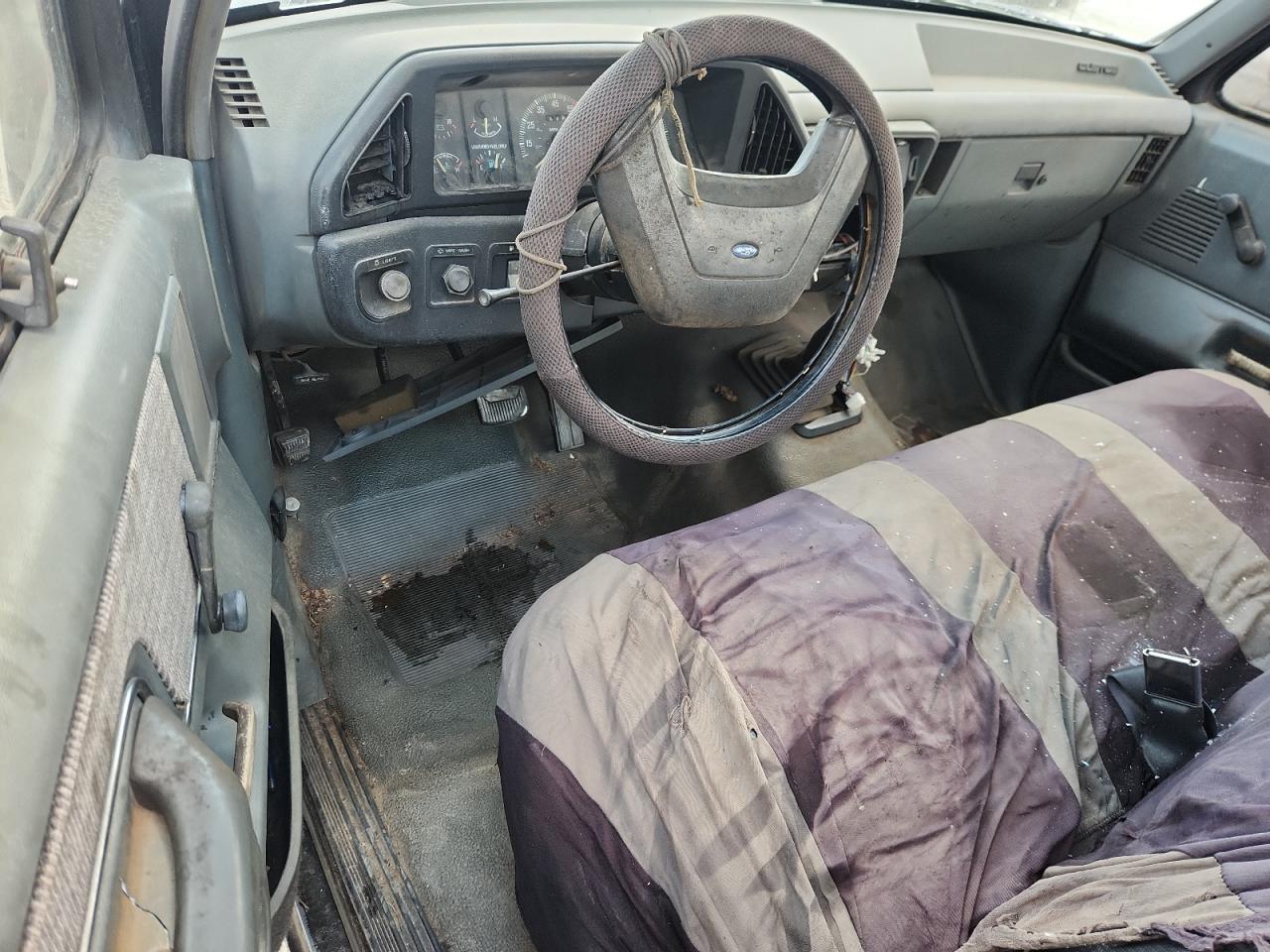 1989 Ford F150 VIN: 1FTEF15Y8KNA26117 Lot: 71691125