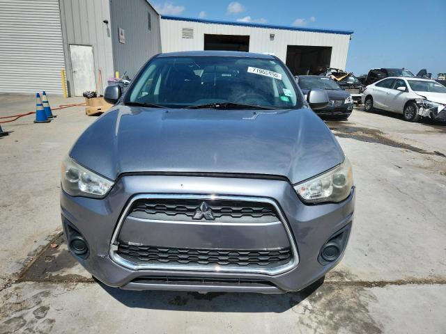  MITSUBISHI OUTLANDER 2015 Srebrny