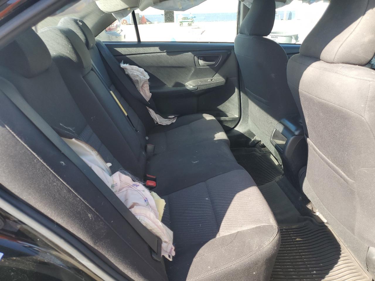 2017 Toyota Camry Le VIN: 4T1BF1FK0HU781057 Lot: 81889005