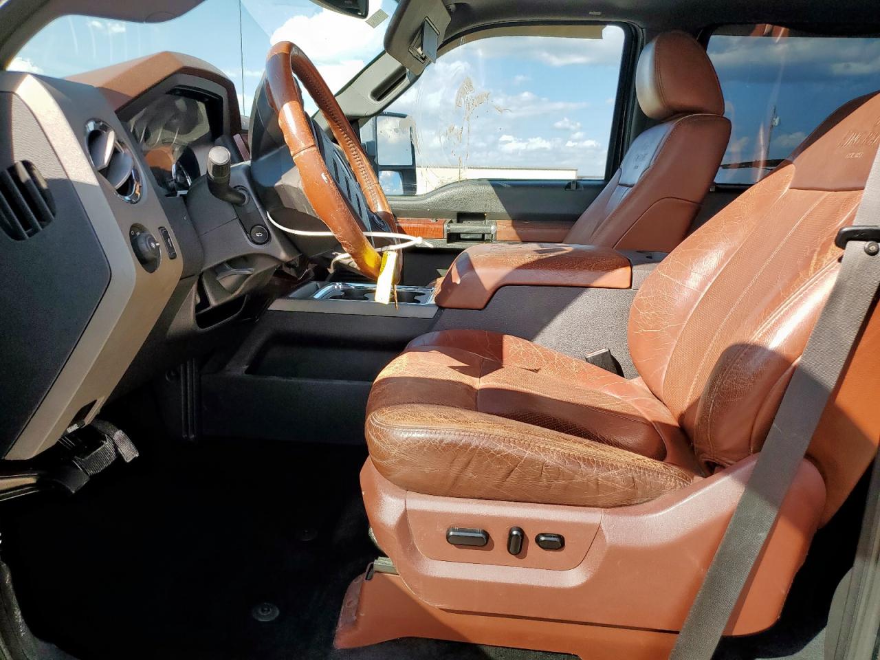 2011 Ford F250 Super Duty VIN: 1FT7W2BT0BEB13419 Lot: 81824235