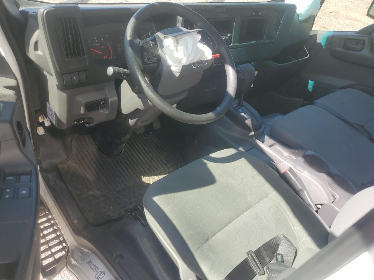 2025 Isuzu Nrr VIN: JALE5W160S7P02230 Lot: 80861655