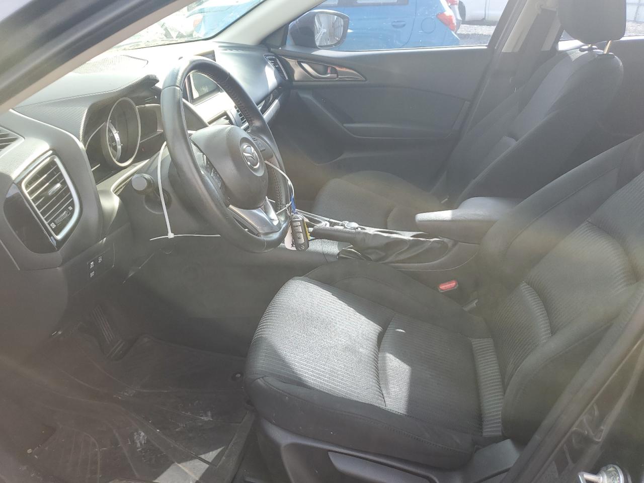 2014 Mazda 3 Touring VIN: JM1BM1V79E1147153 Lot: 81720115