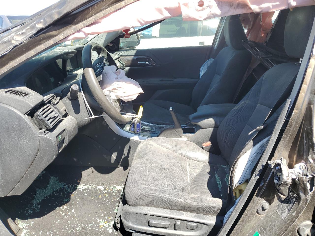 2017 Honda Accord Hybrid VIN: JHMCR6F31HC010536 Lot: 70928125