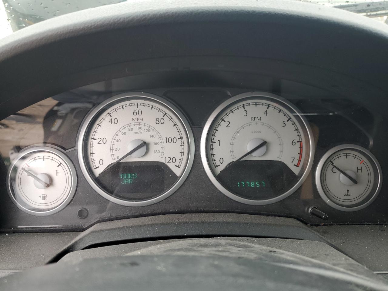 2010 Chrysler Town & Country Touring Plus VIN: 2A4RR8D15AR393736 Lot: 81269565