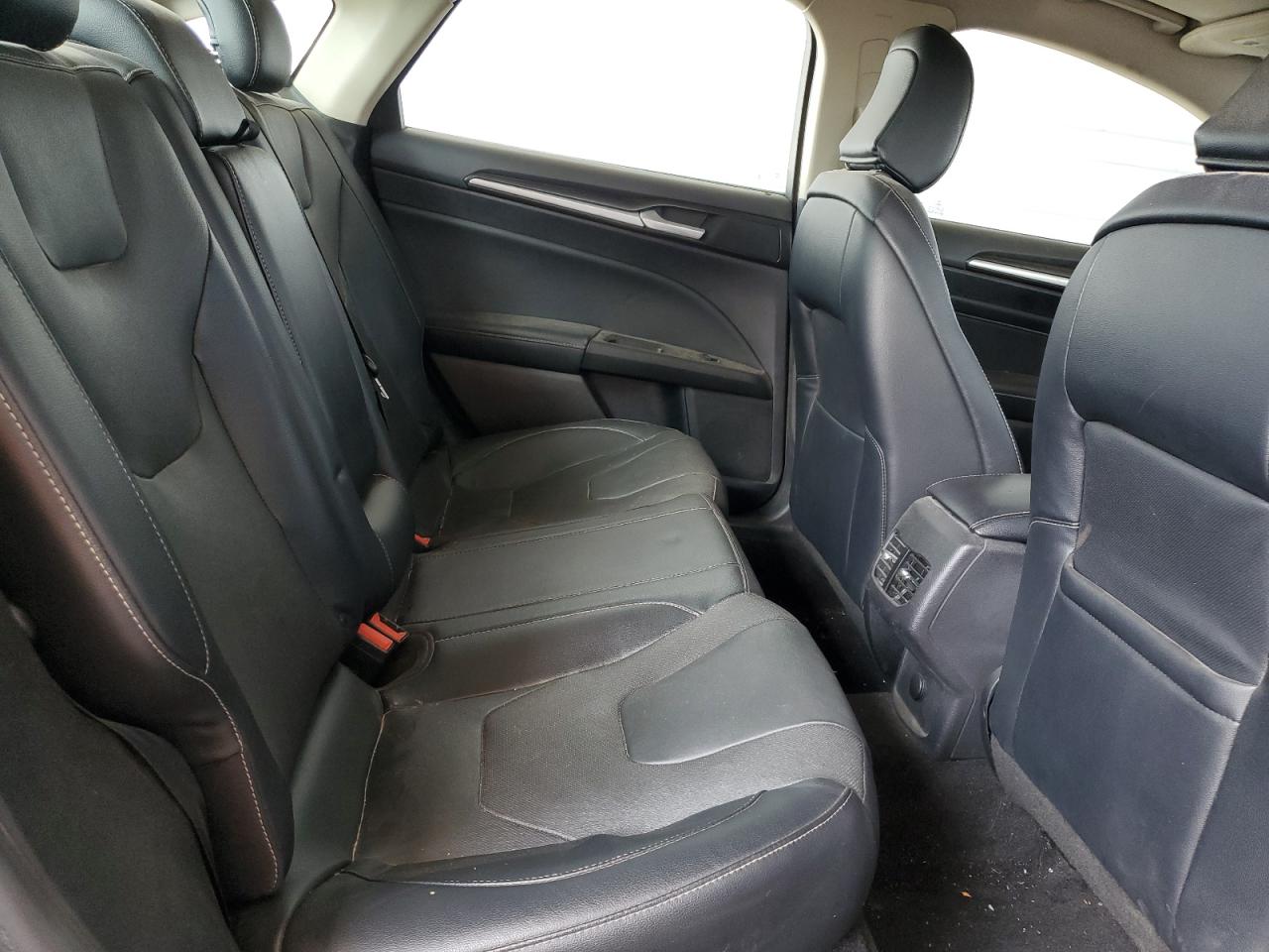 2020 Ford Fusion Titanium VIN: 3FA6P0D98LR152679 Lot: 81772385