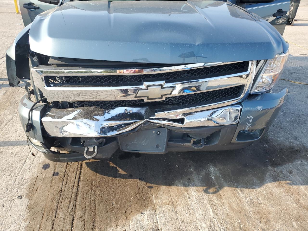 2011 Chevrolet Silverado C1500 Lt VIN: 3GCPCSE05BG163493 Lot: 80452325