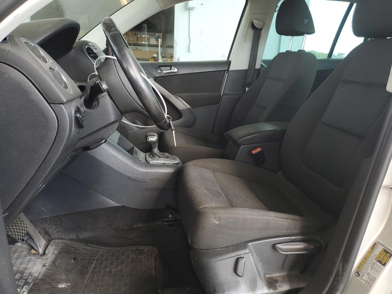 2009 Volkswagen Tiguan Se VIN: WVGBV75N59W526086 Lot: 84641825