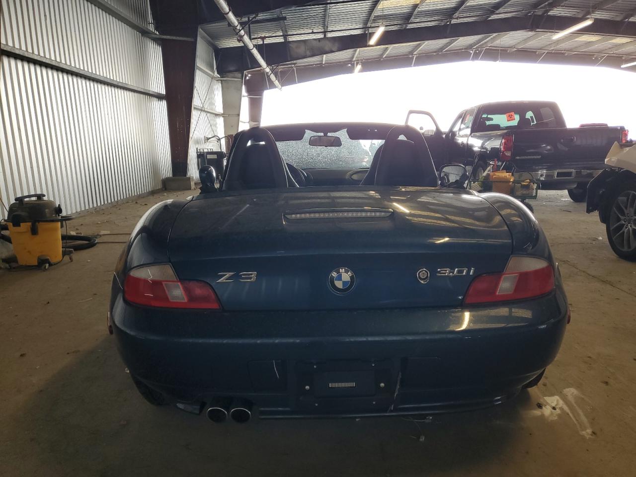 2001 BMW Z3 3.0 VIN: WBACN53451LL47444 Lot: 81886405