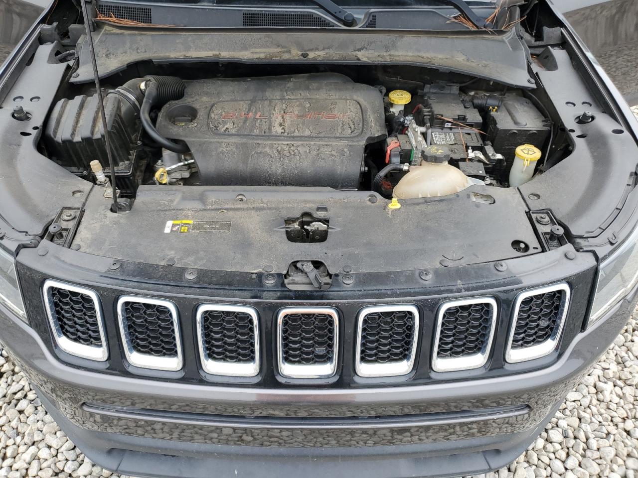 2018 Jeep Compass Latitude VIN: 3C4NJDBB3JT168180 Lot: 70497715