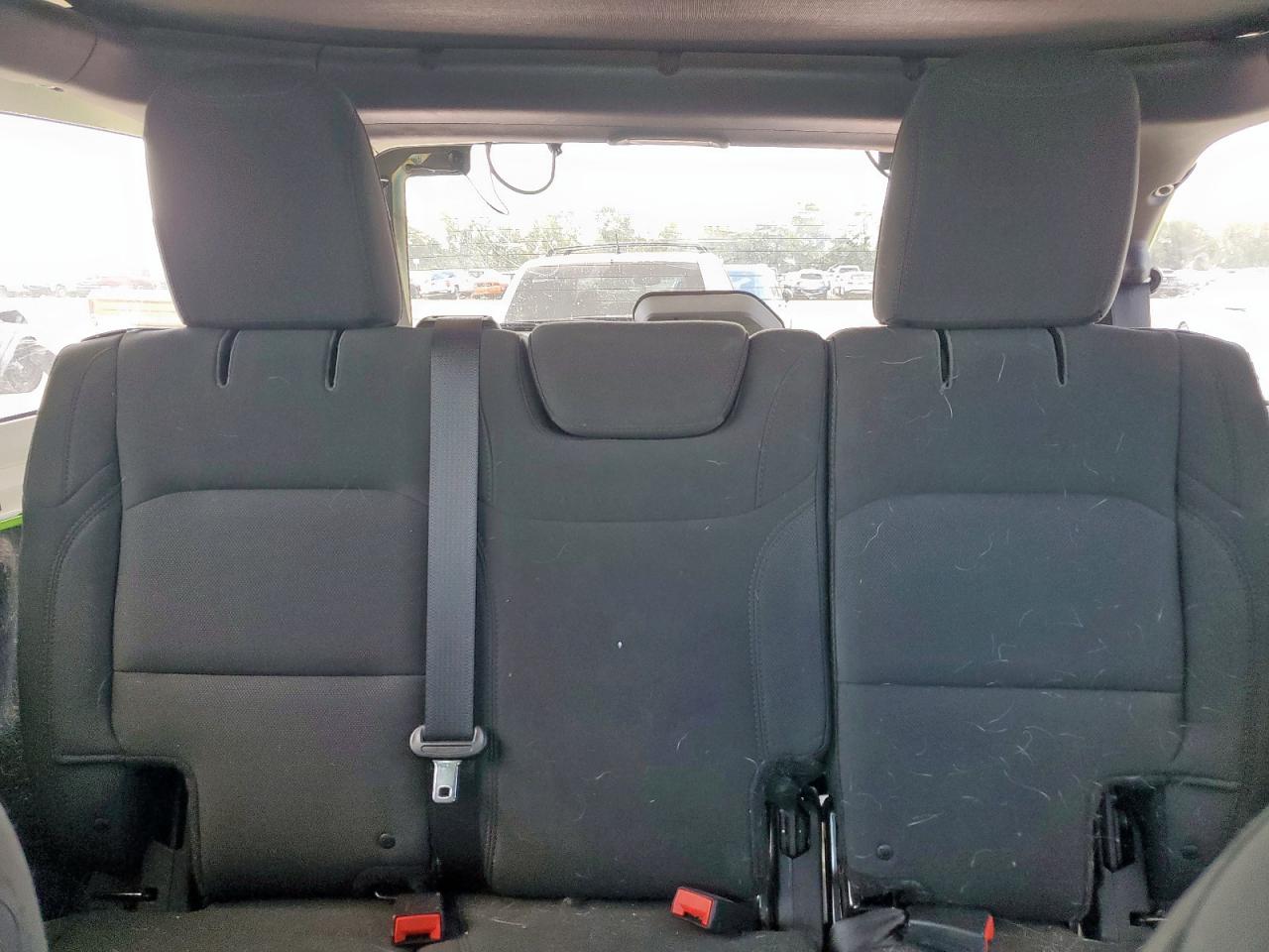 2018 Jeep Wrangler Unlimited Sport VIN: 1C4HJXDN0JW286915 Lot: 84737245