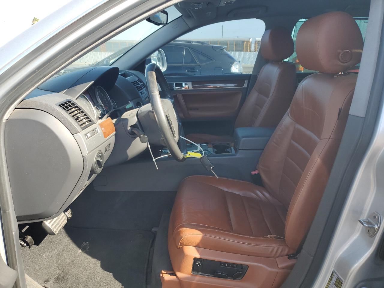 2008 Volkswagen Touareg 2 V8 VIN: WVGCB77L18D039714 Lot: 71904005