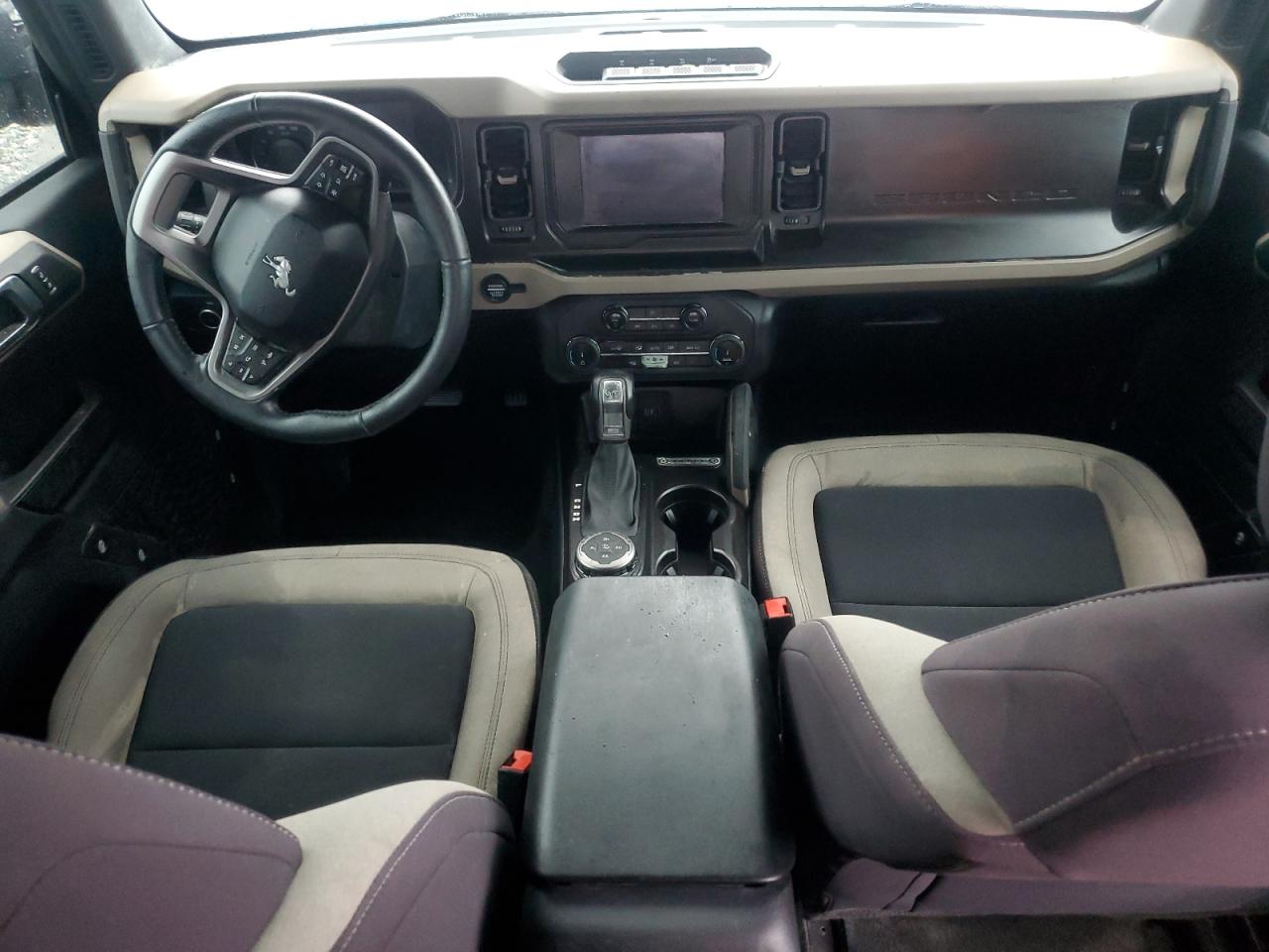 2022 Ford Bronco Base VIN: 1FMDE5DH4NLA76502 Lot: 80162935