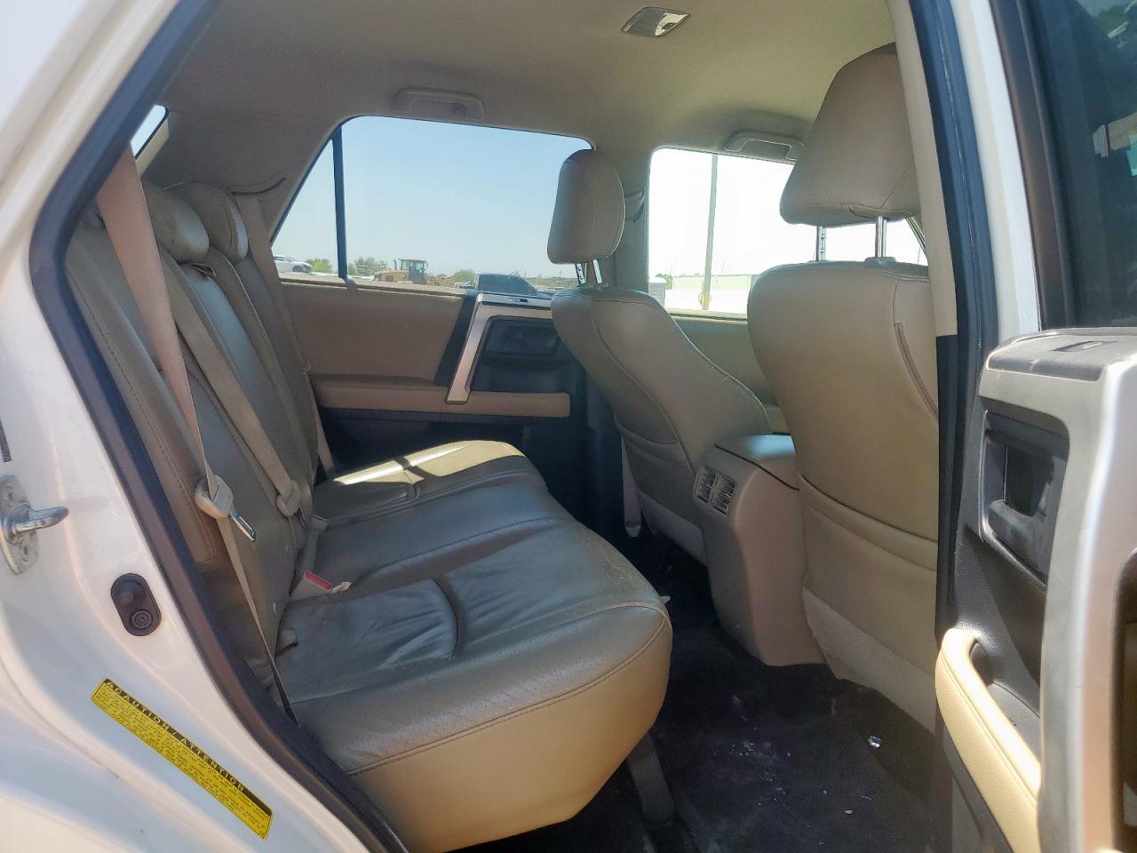 2010 Toyota 4Runner Sr5 VIN: JTEZU5JR4A5009628 Lot: 71688125