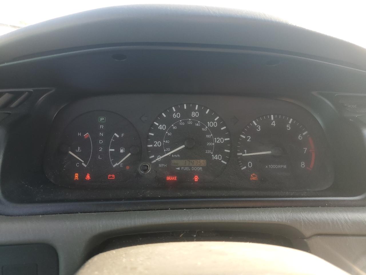 2000 Toyota Camry Ce VIN: JT2BG22K7Y0490648 Lot: 72074715