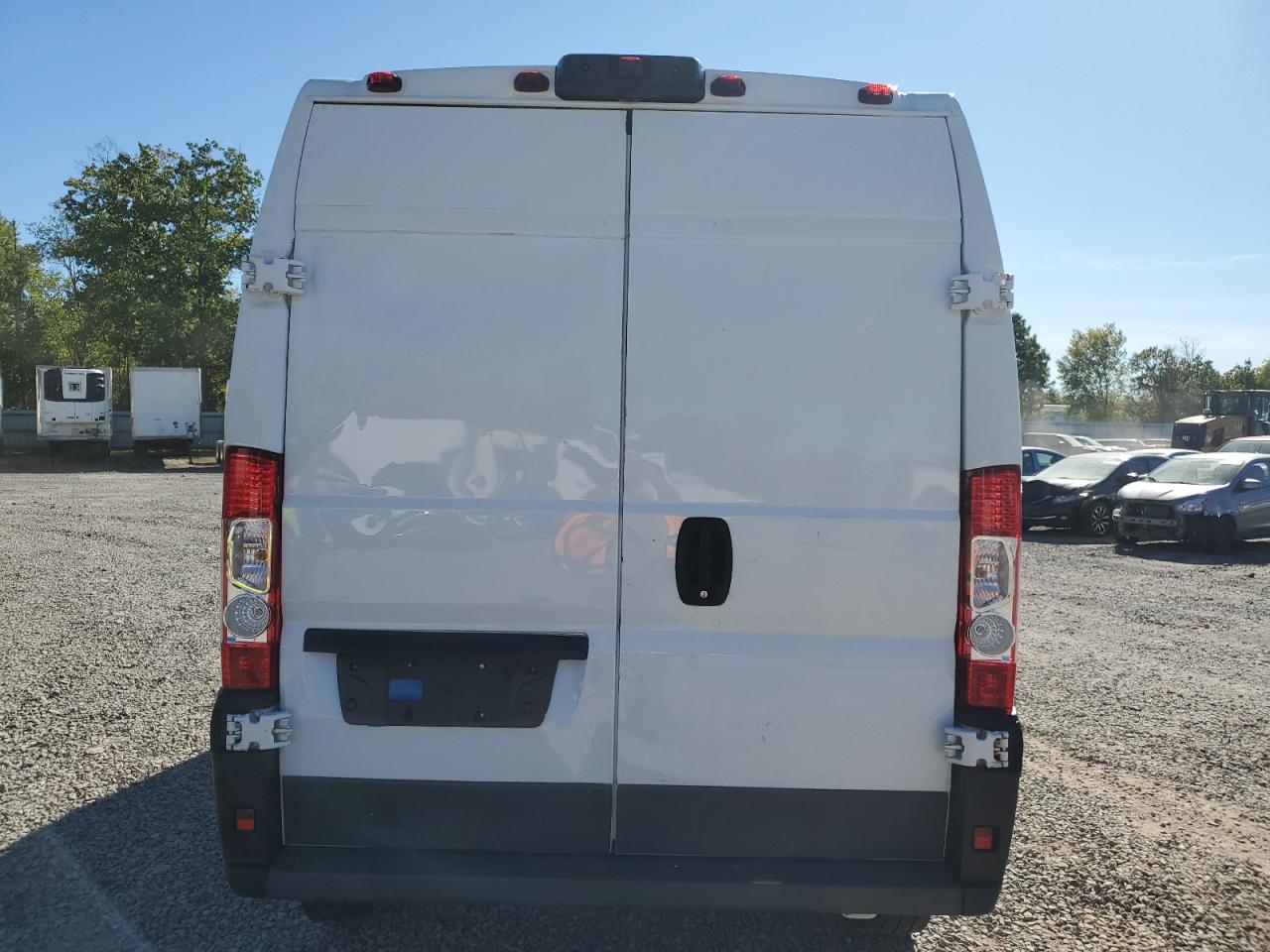 2024 Ram Promaster 2500 2500 High VIN: 3C6LRVDG0RE129813 Lot: 82086255