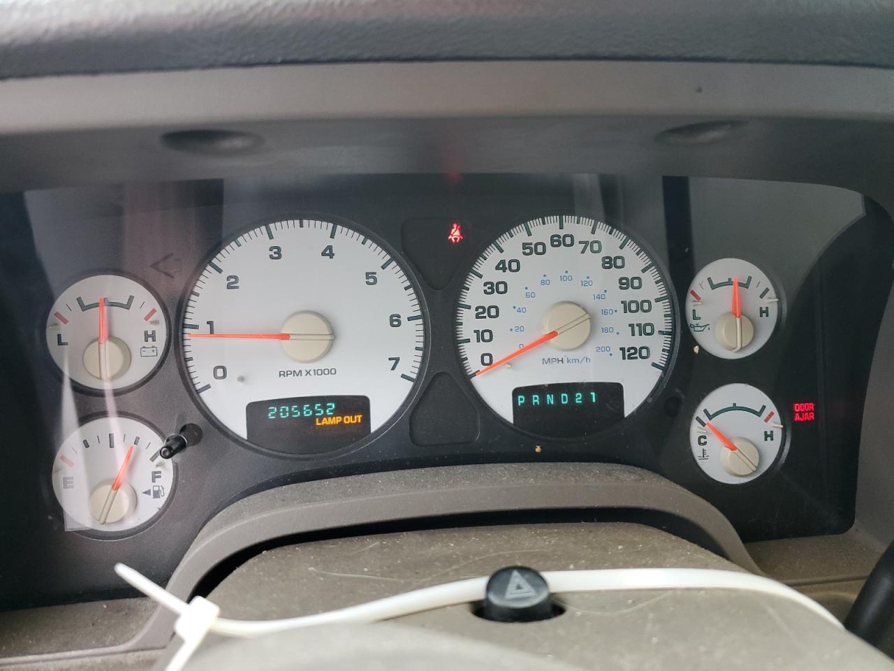 2002 Dodge Ram 1500 VIN: 1B7HU18ZX2J113239 Lot: 71881865