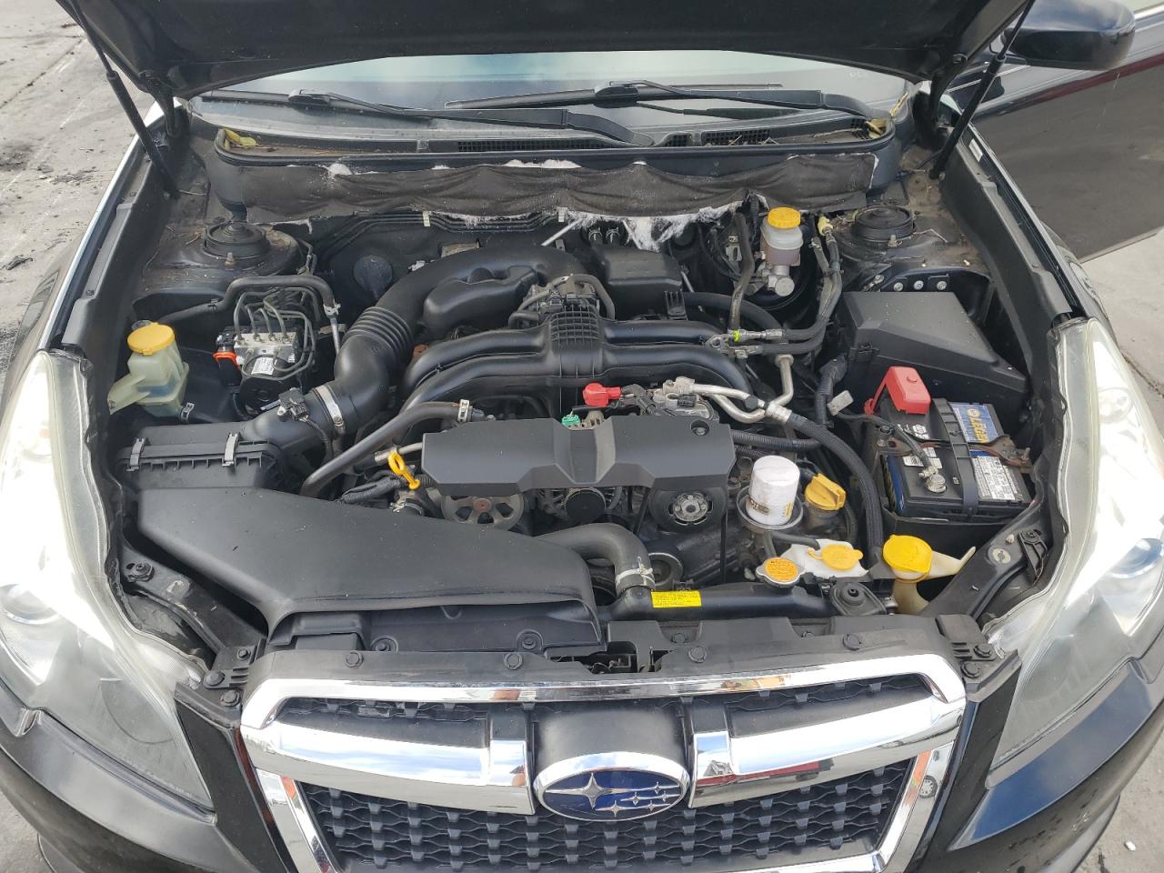 2014 Subaru Legacy 2.5I Limited VIN: 4S3BMBL62E3033273 Lot: 80012585