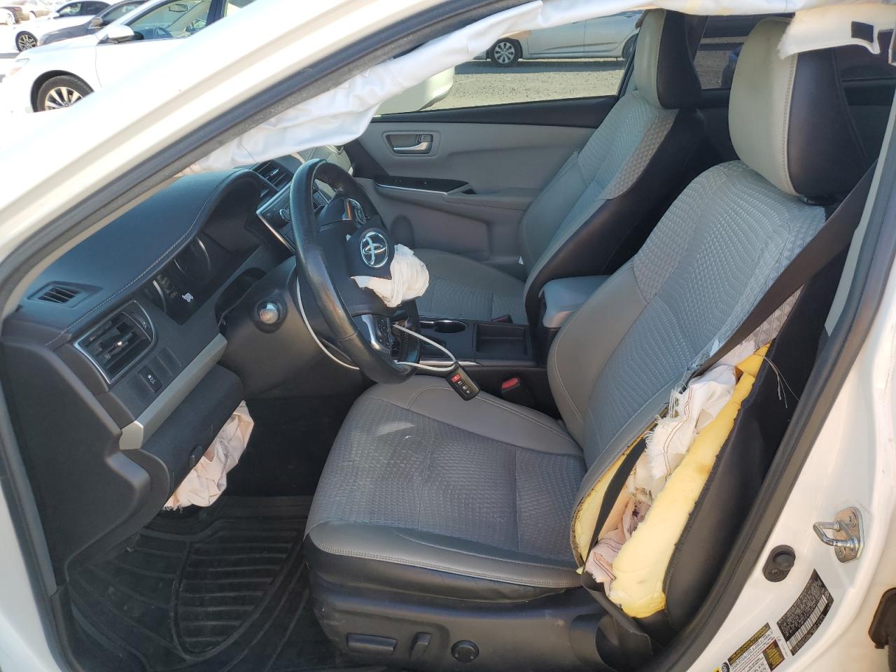 2015 Toyota Camry Le VIN: 4T1BF1FK1FU492394 Lot: 81102985