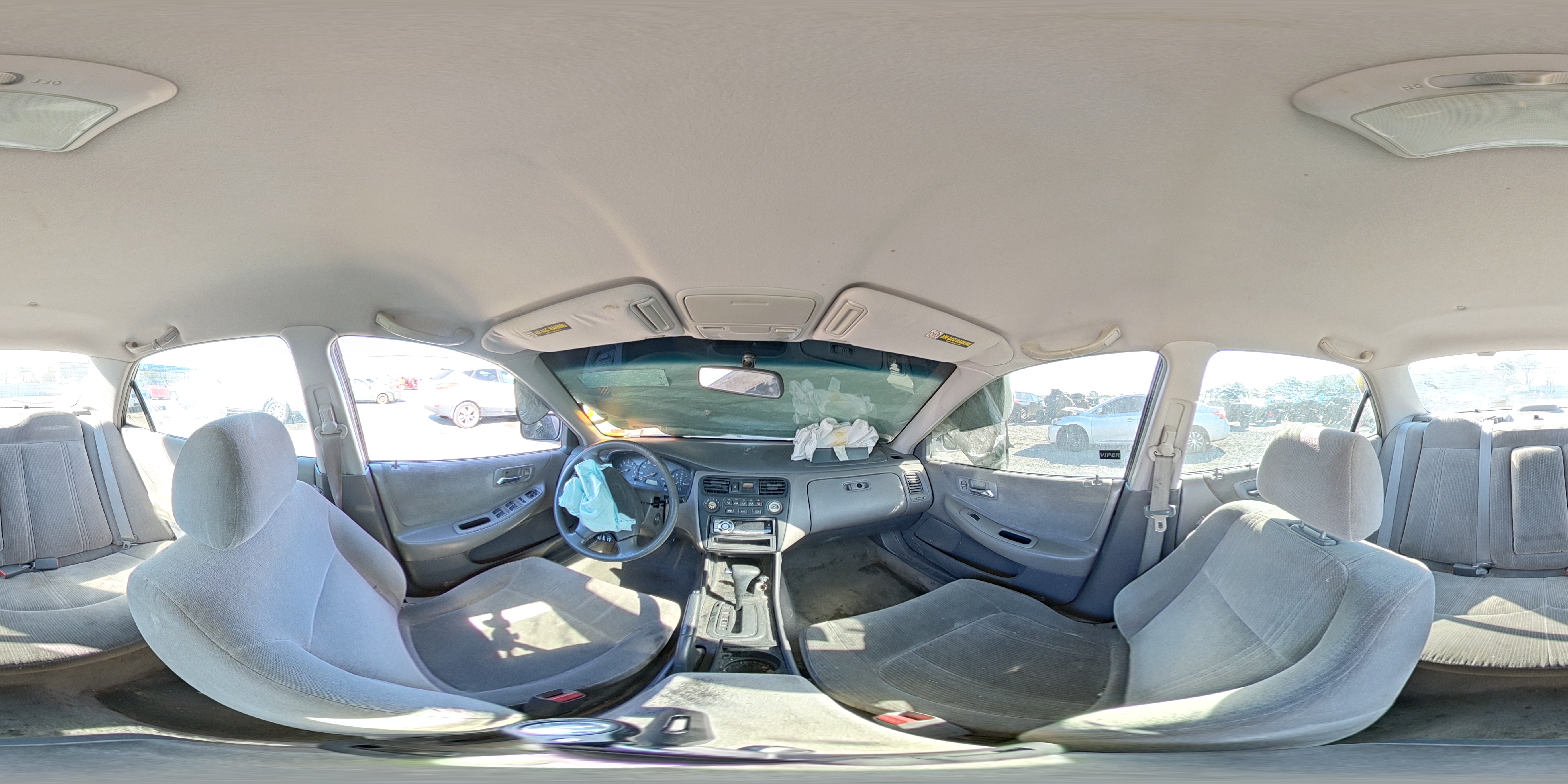 2000 Honda Accord Lx VIN: 1HGCG1644YA012541 Lot: 82137065