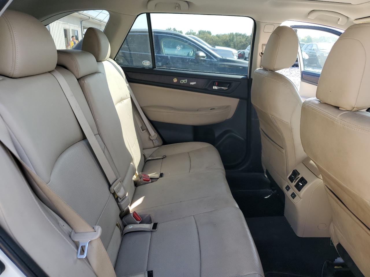 2017 Subaru Outback 2.5I Limited VIN: 4S4BSANC1H3243088 Lot: 84607465