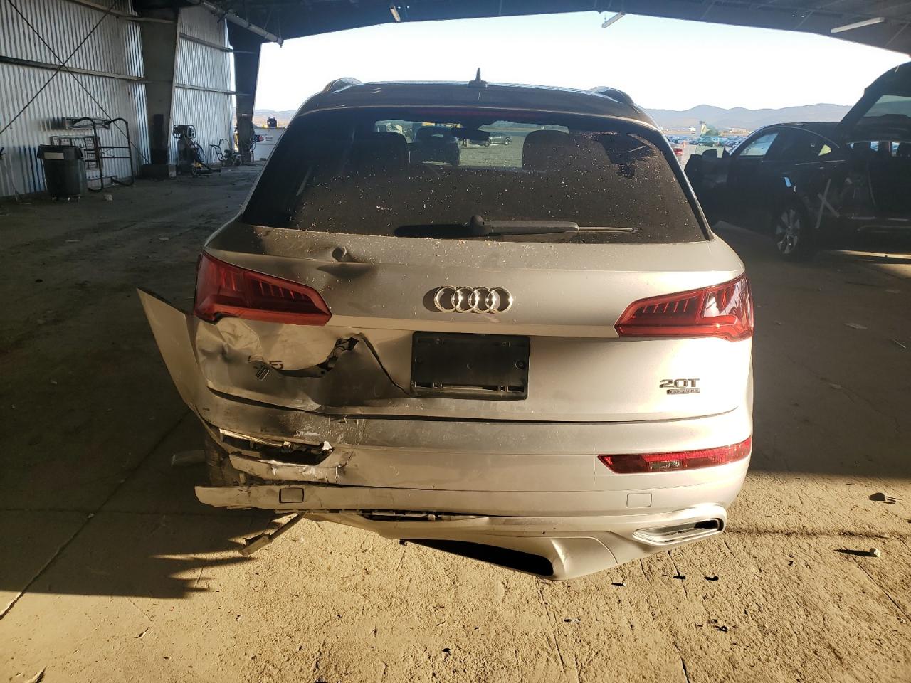 2018 Audi Q5 Premium VIN: WA1ANAFY5J2018812 Lot: 81704015