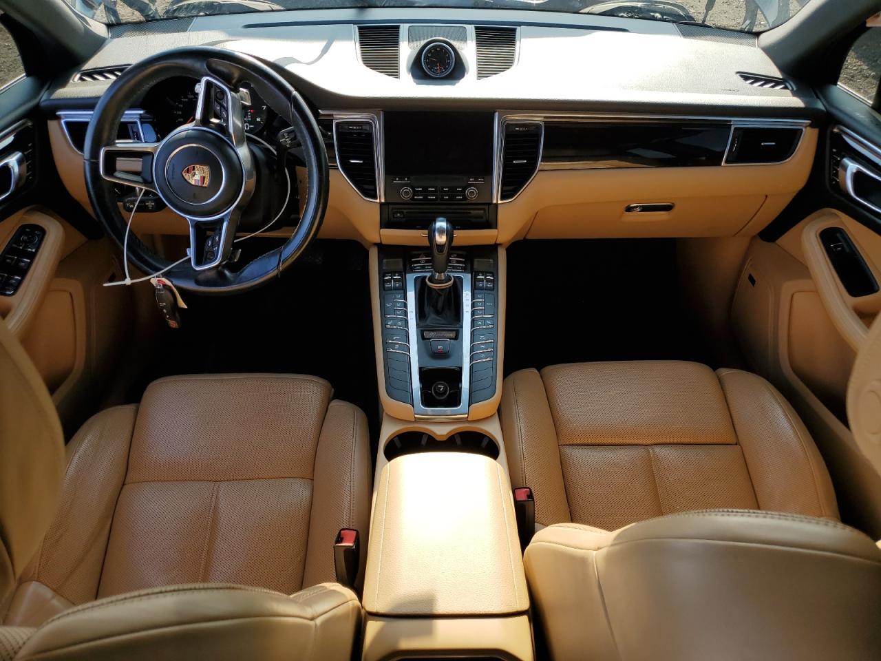 2018 Porsche Macan VIN: WP1AA2A54JLB12502 Lot: 81125865