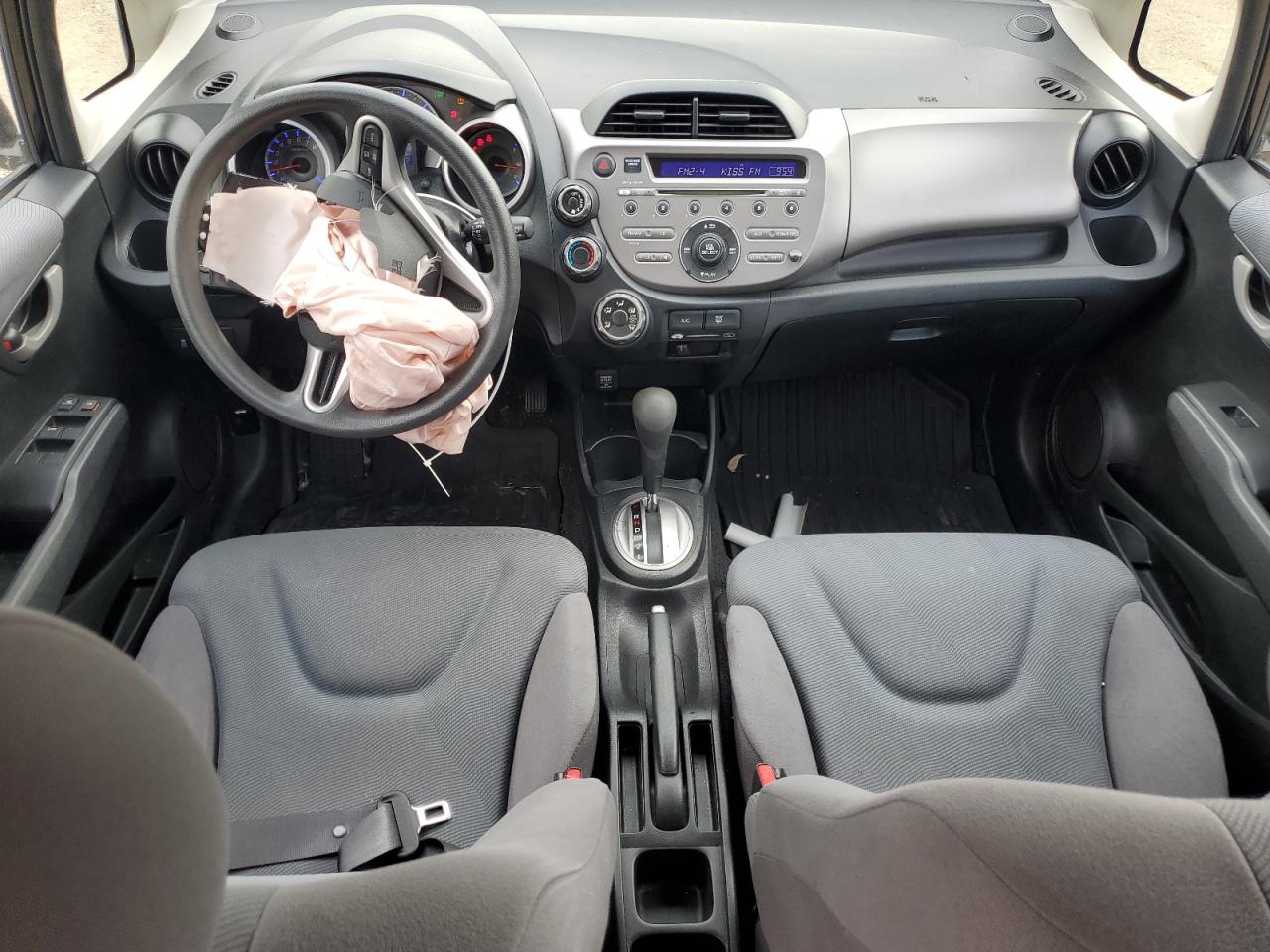 2013 Honda Fit VIN: JHMGE8H31DC039759 Lot: 81470615