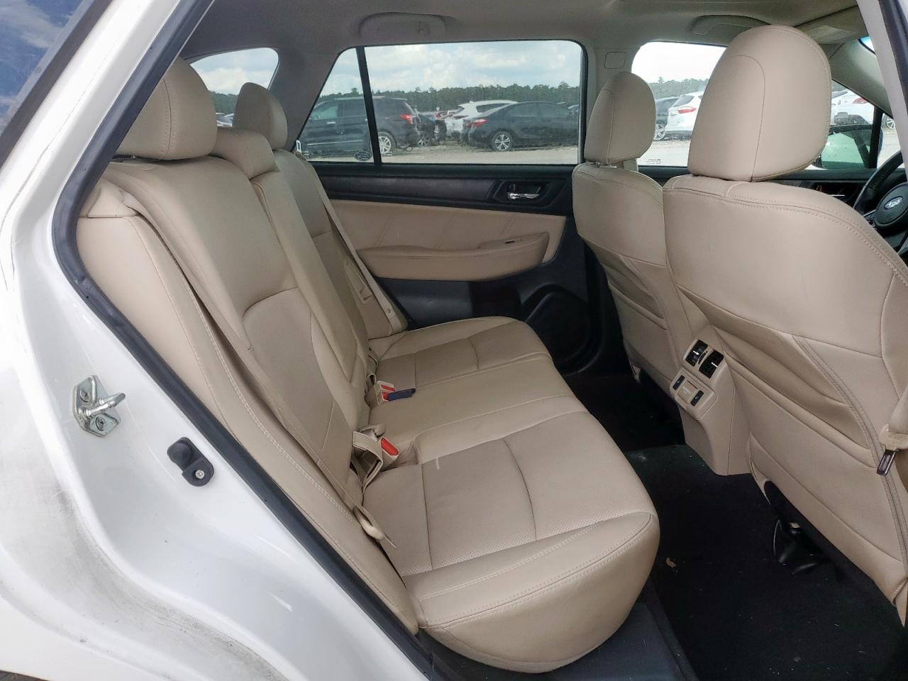 2018 Subaru Outback 2.5I Limited VIN: 4S4BSANC2J3250380 Lot: 83761975