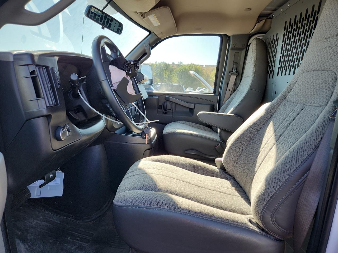 2023 GMC Savana G2500 VIN: 1GTW7AFPXP1234067 Lot: 81472195