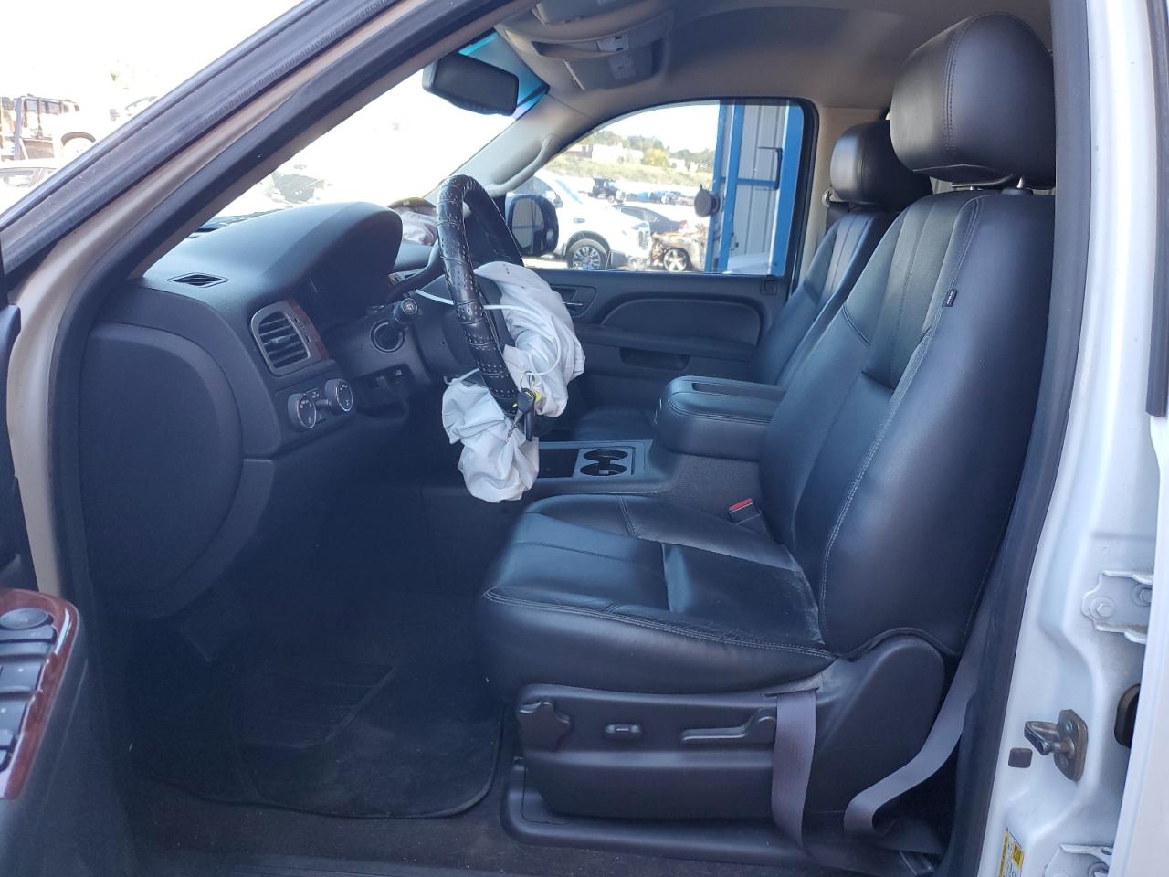 2014 GMC Yukon Slt VIN: 1GKS2CE07ER245415 Lot: 81853715