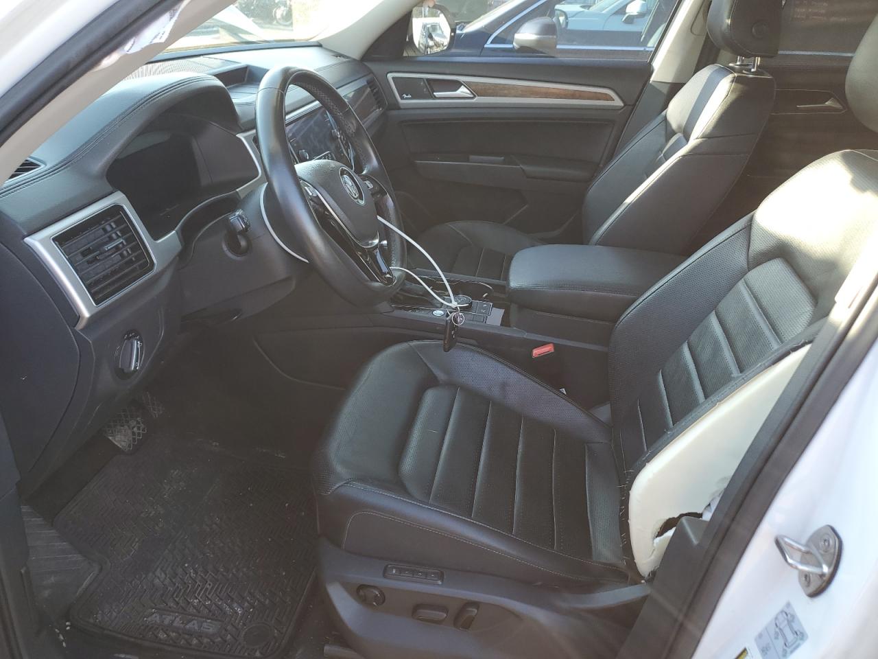 2018 Volkswagen Atlas Sel Premium VIN: 1V2NR2CA4JC516906 Lot: 70948075