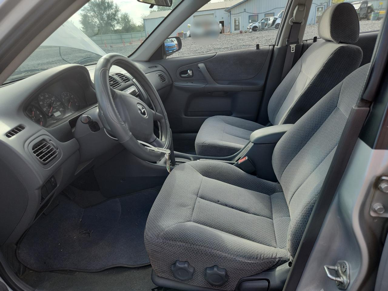 2000 Mazda Protege Dx VIN: JM1BJ2226Y0241394 Lot: 84044025