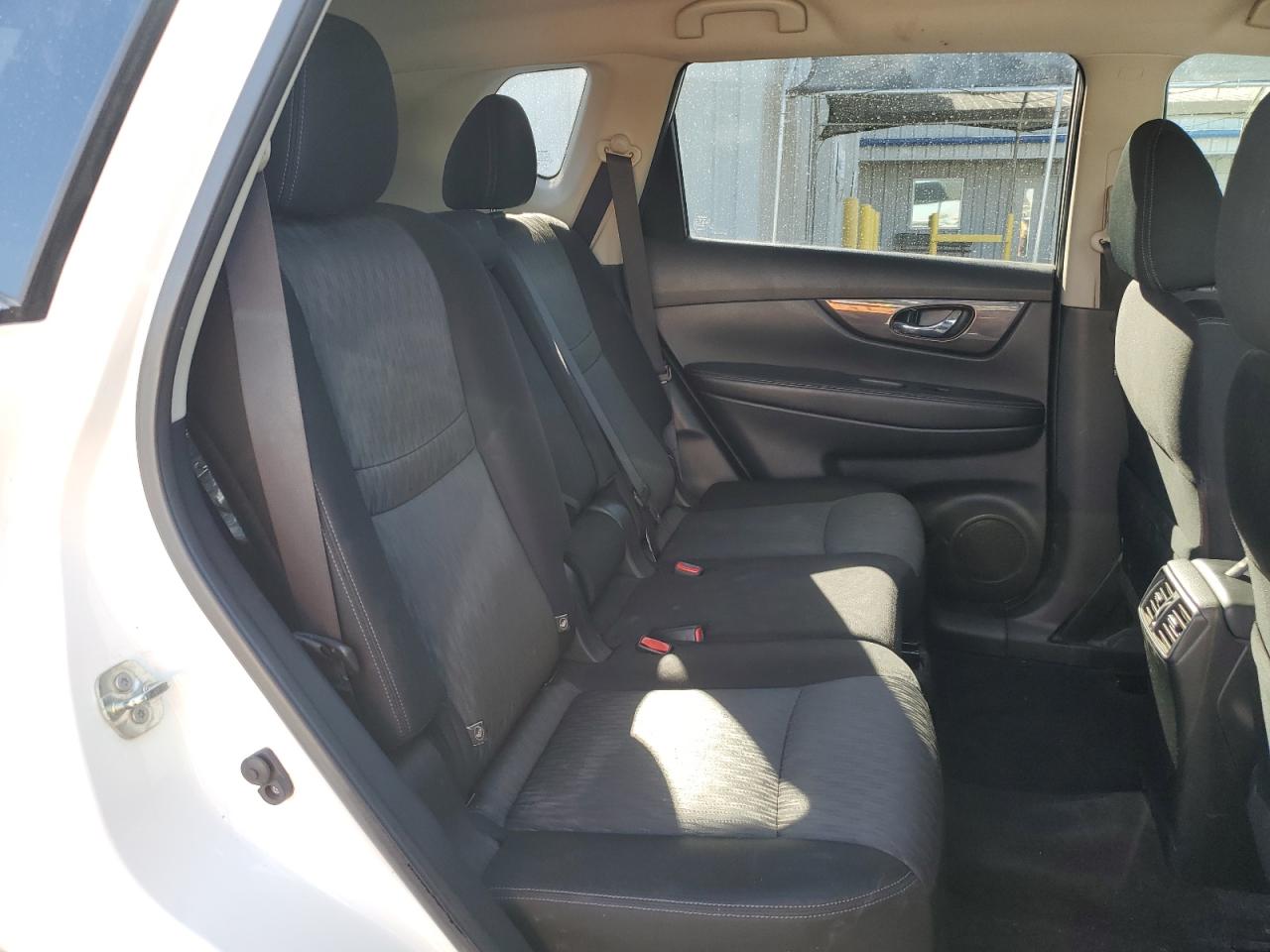 2019 Nissan Rogue S VIN: JN8AT2MT9KW266116 Lot: 80929375