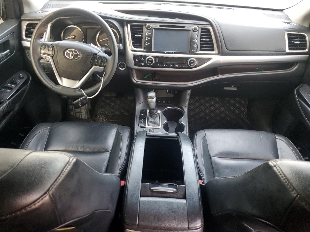 2016 Toyota Highlander Xle VIN: 5TDJKRFH5GS293885 Lot: 70996605